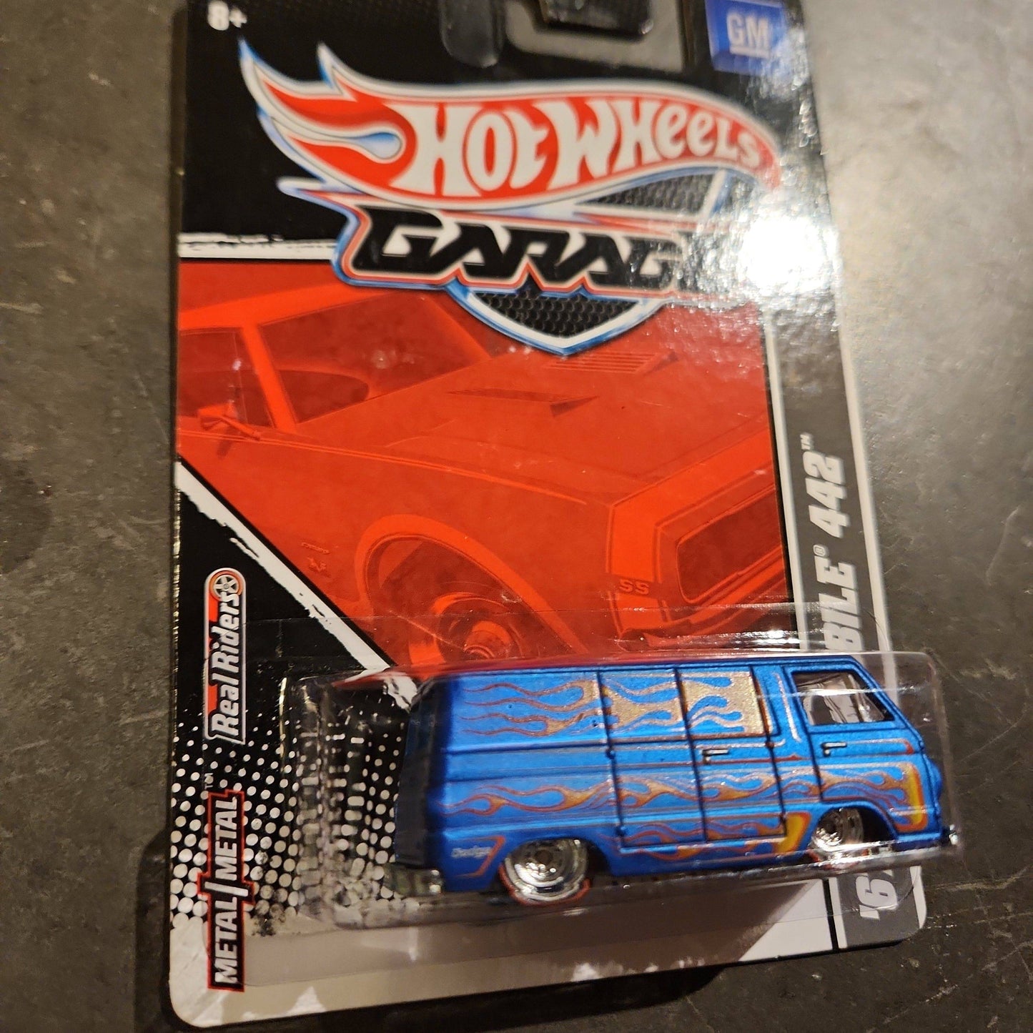 Hot Wheel Garage Dodge Van Error Car on wrong Card. - House of Cars Virginia