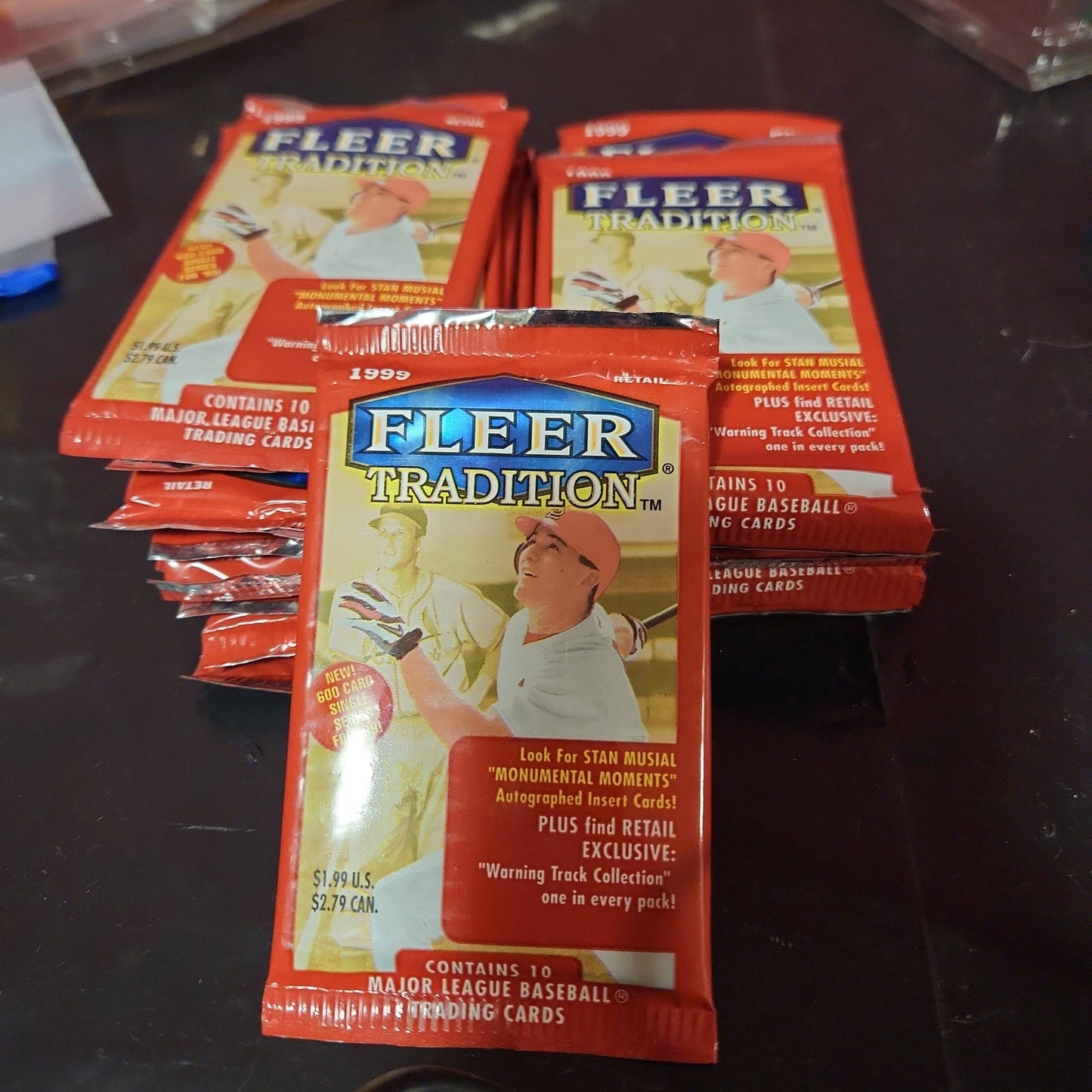 1999 Fleer Tradition Baseball Cards - 20 packs MLB Cards - House of Cars Virginia