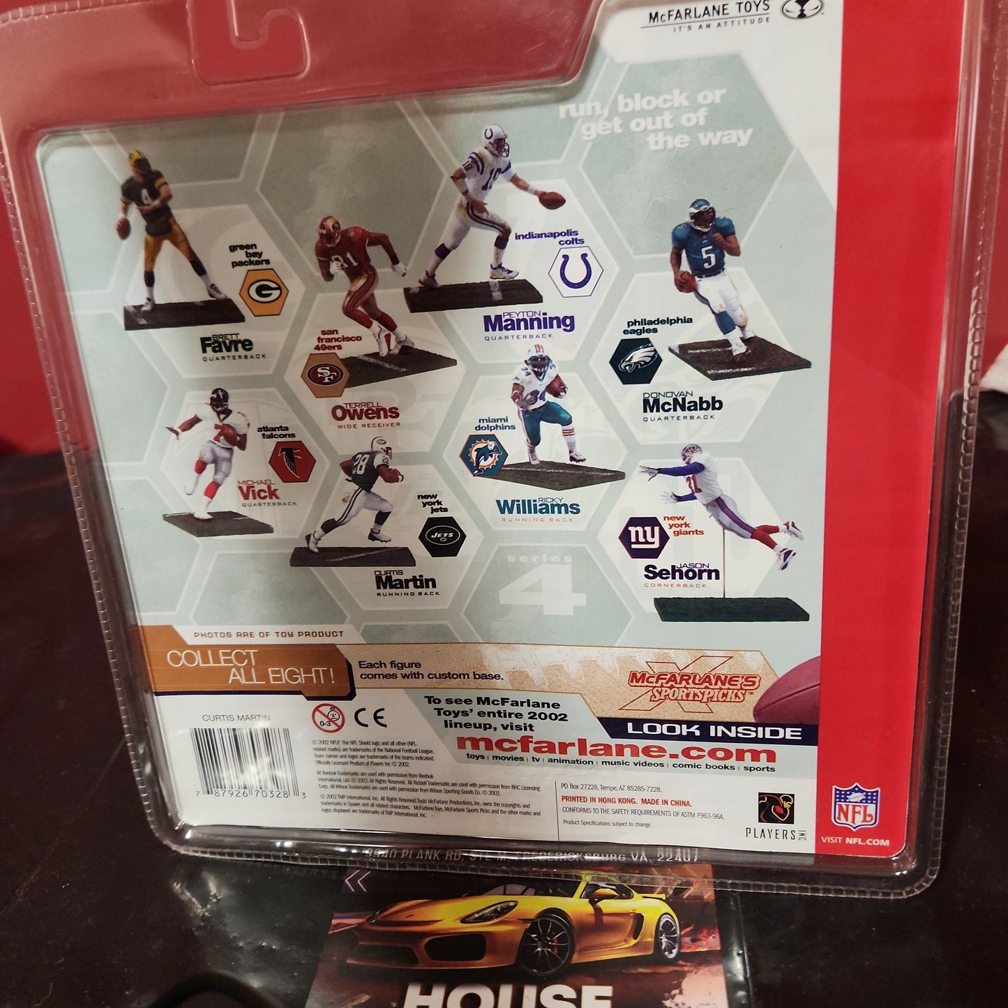 New 2002 Curtis Martin (NYJ) McFarlane Toys NFL Sports Picks Series 4 * - House of Cars Virginia