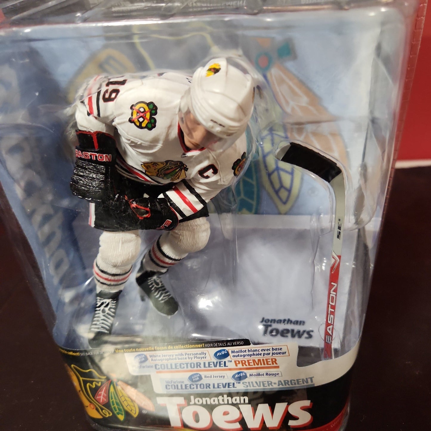 NHL Jonathan Towes Action Figure Chicago Blackhawks #19 2010 McFarlane NEW - House of Cars Virginia