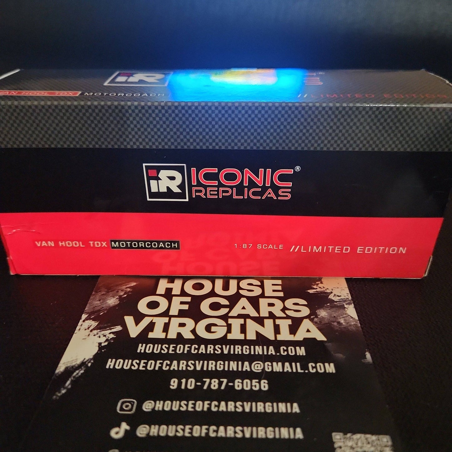 Megabus M22 New York to Boston - 1/87 Scale Van Hool TDX Double Decker Bus Model - House of Cars Virginia