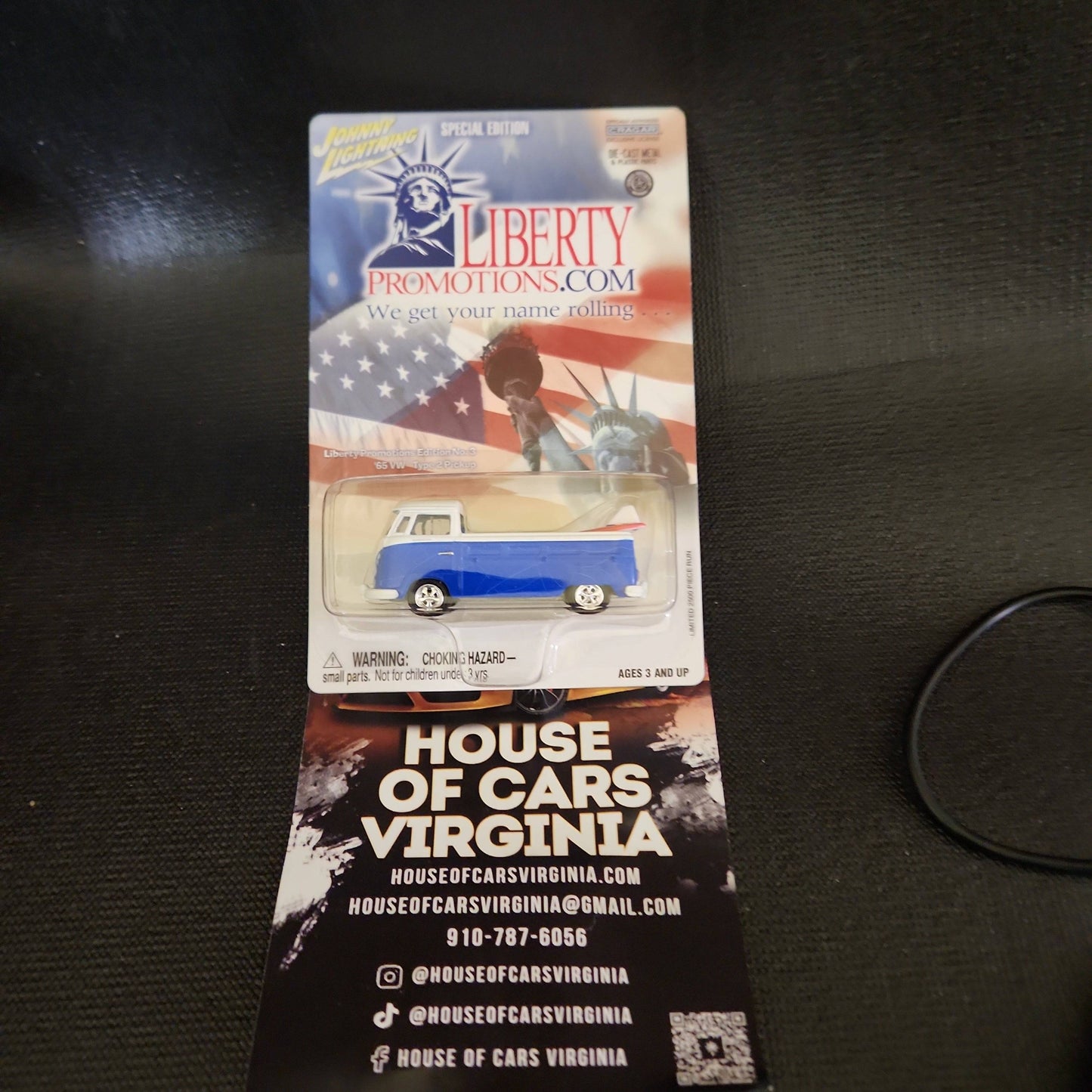 Johnny Lightning Liberty Promotions Volkswagen type 2 pickup - House of Cars Virginia