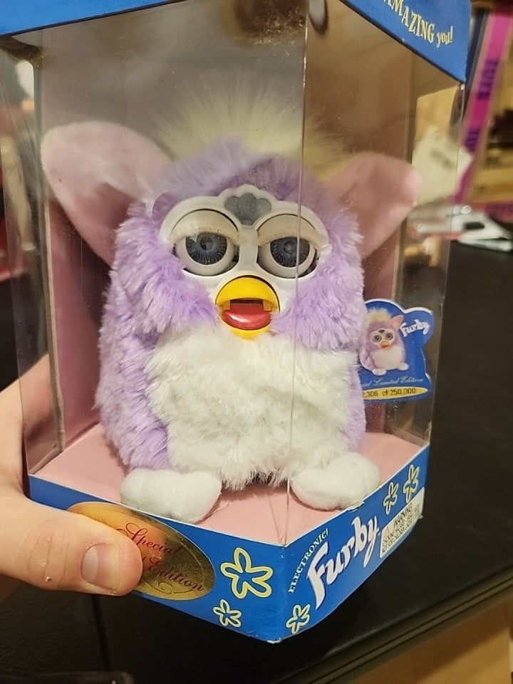 New Vintage Furby Purple Springtime Special Limited Edition 1998 Model 70-884