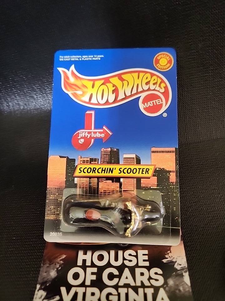 Hot Wheels Jiffy Lube Scorchin' Scooter - House of Cars Virginia