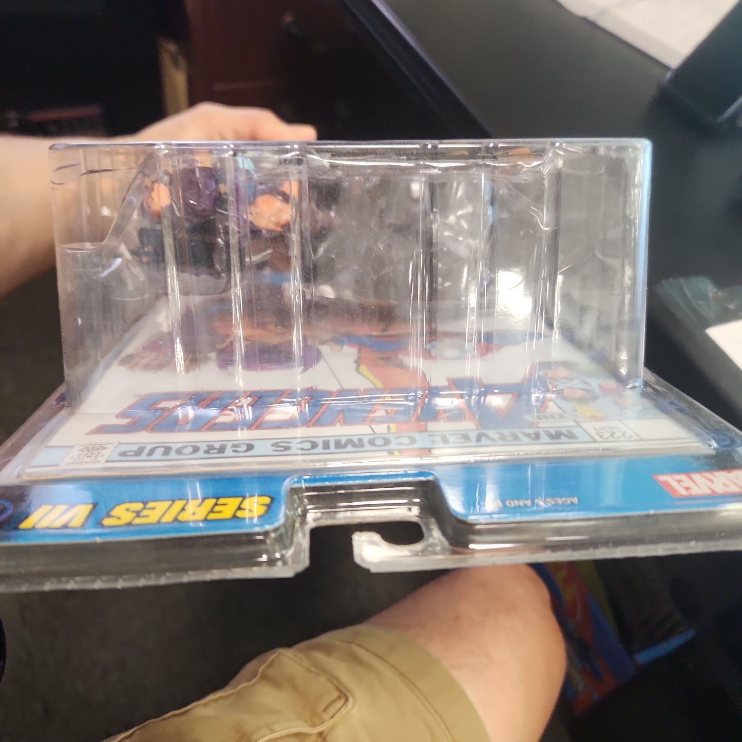 NEW MARVEL LEGENDS HAWKEYE SERIES 7 VII ACTION FIGURE TOYBIZ AVENGERS BOW ARROWS - House of Cars Virginia