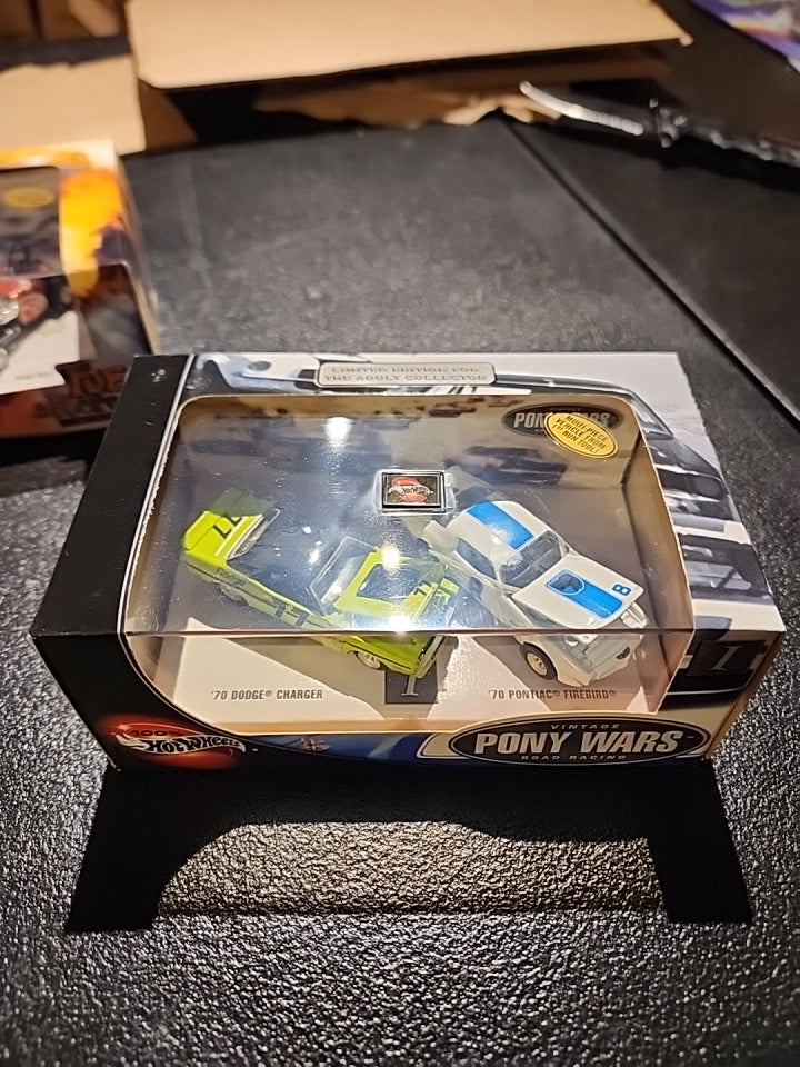 Hot Wheels Vintage Pony Wars Road Racing 2 Car Set NEW - House of Cars Virginia