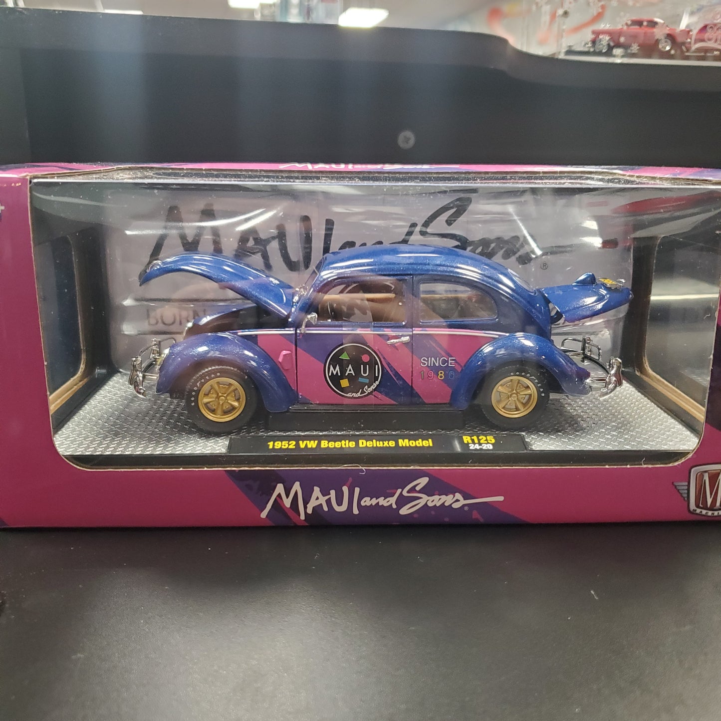 M2 Machines Maui and Sons 1952 VW Beetle Deluxe Model R125 24-20 - House of Cars Virginia