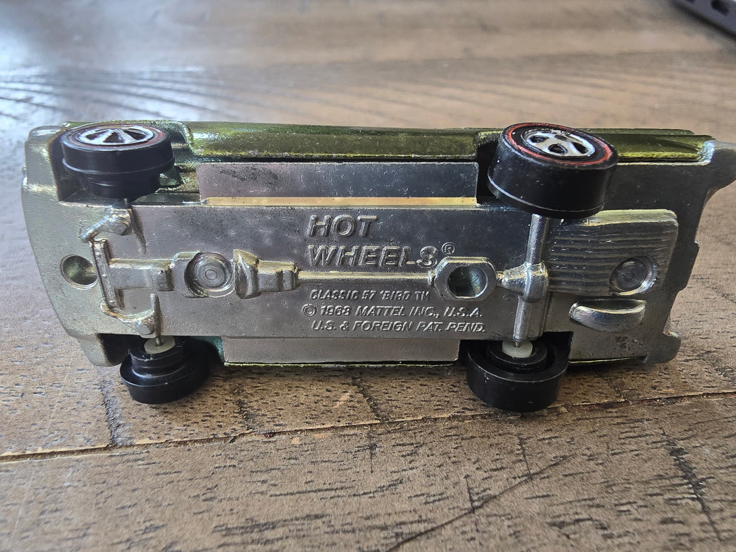 1969 HOT WHEELS REDLINE CLASSIC '57 T-BIRD OLIVE 1:64 DIECAST 2 3/4" CAR -USA - House of Cars Virginia