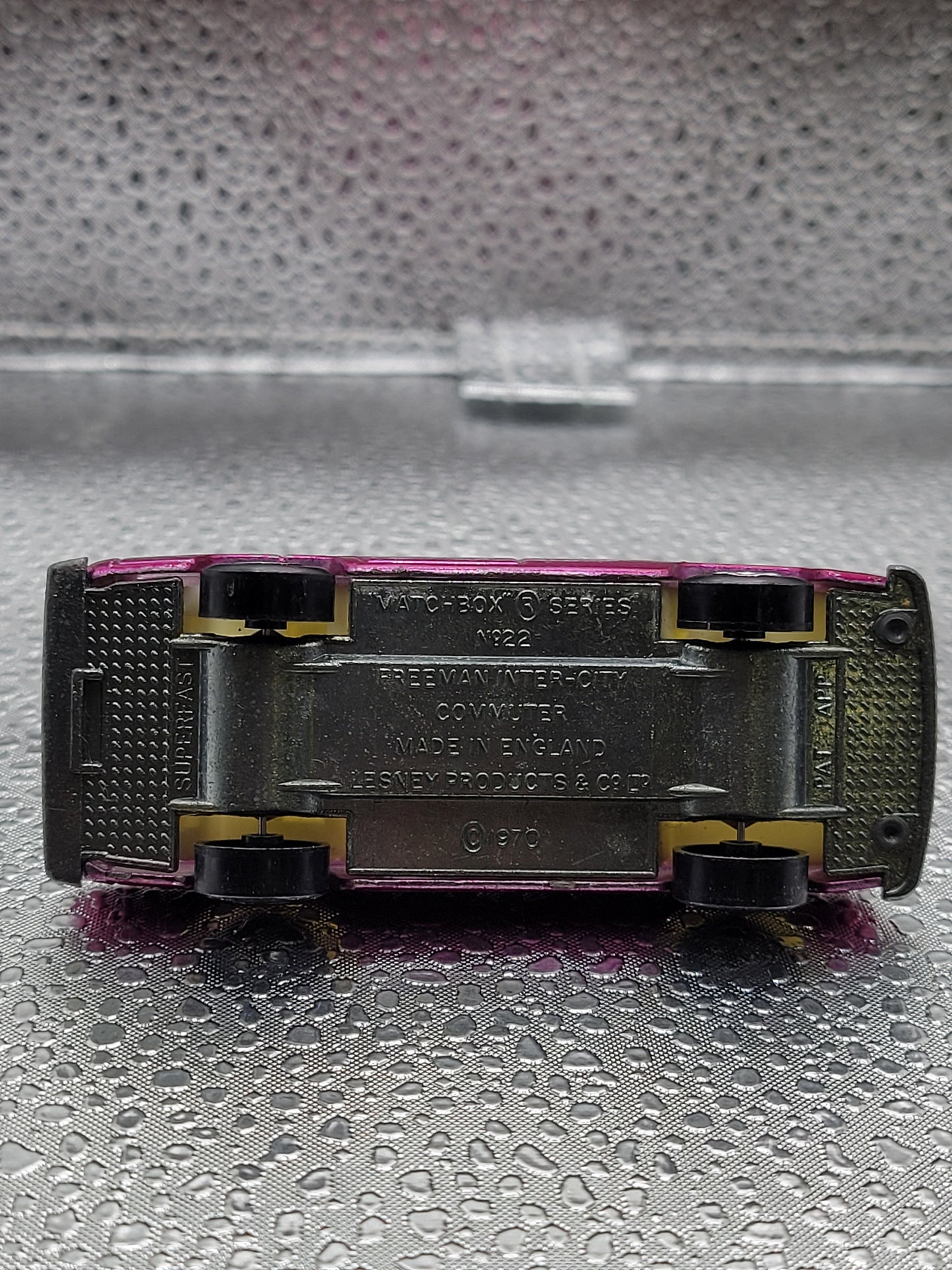 Lesney Matchbox No.22 Freeman Inter-city Commuter 1970 Made in England (Near mint condition, slight paint chipping. See pictures) - House of Cars Virginia