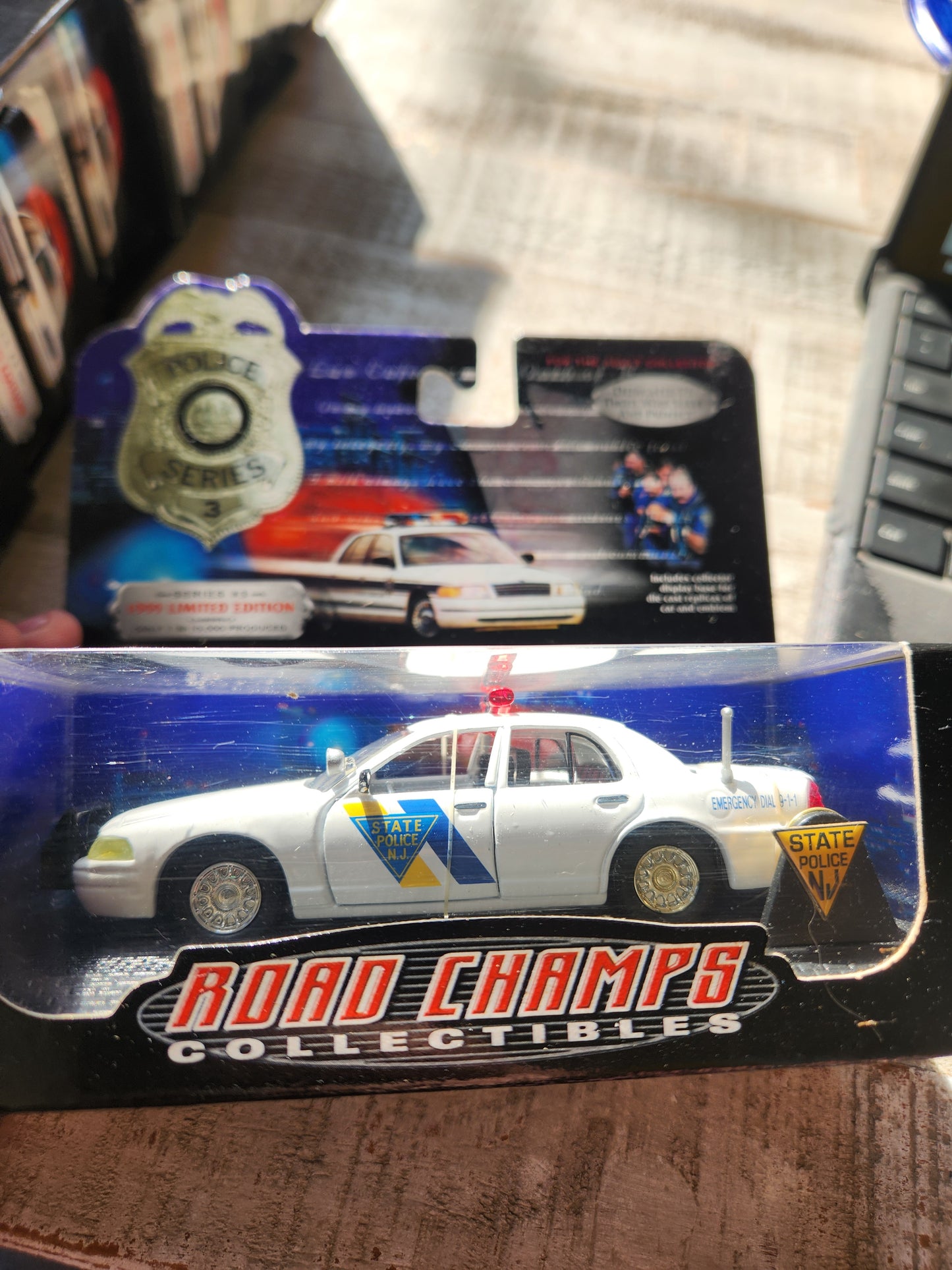 Road Champs 1999 detroit Police Ford Crown Vic Police Car 1/43 - House of Cars Virginia