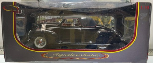 Signature Models 1/18 Die-cast 1939 Lincoln Zephyr Black