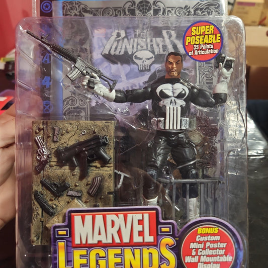 Marvel Legends Punisher Series IV 2003 Factory Sealed RARE Silver Foil Variant!! - House of Cars Virginia