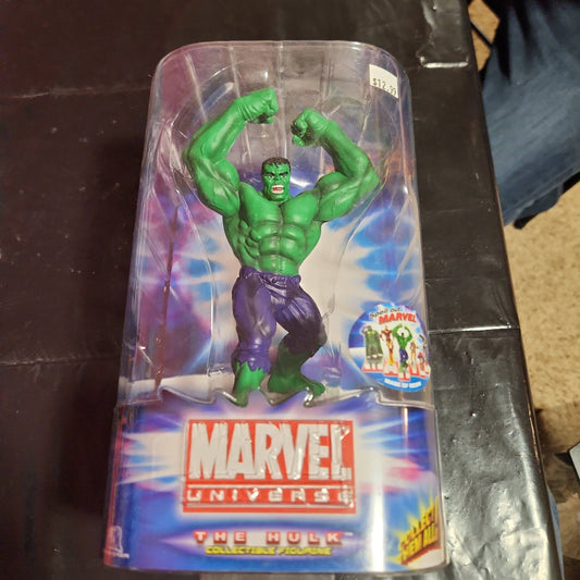 Marvel THE HULK GREEN  7” Collectible Resin Figurine Series 1 By Monogram NEW - House of Cars Virginia