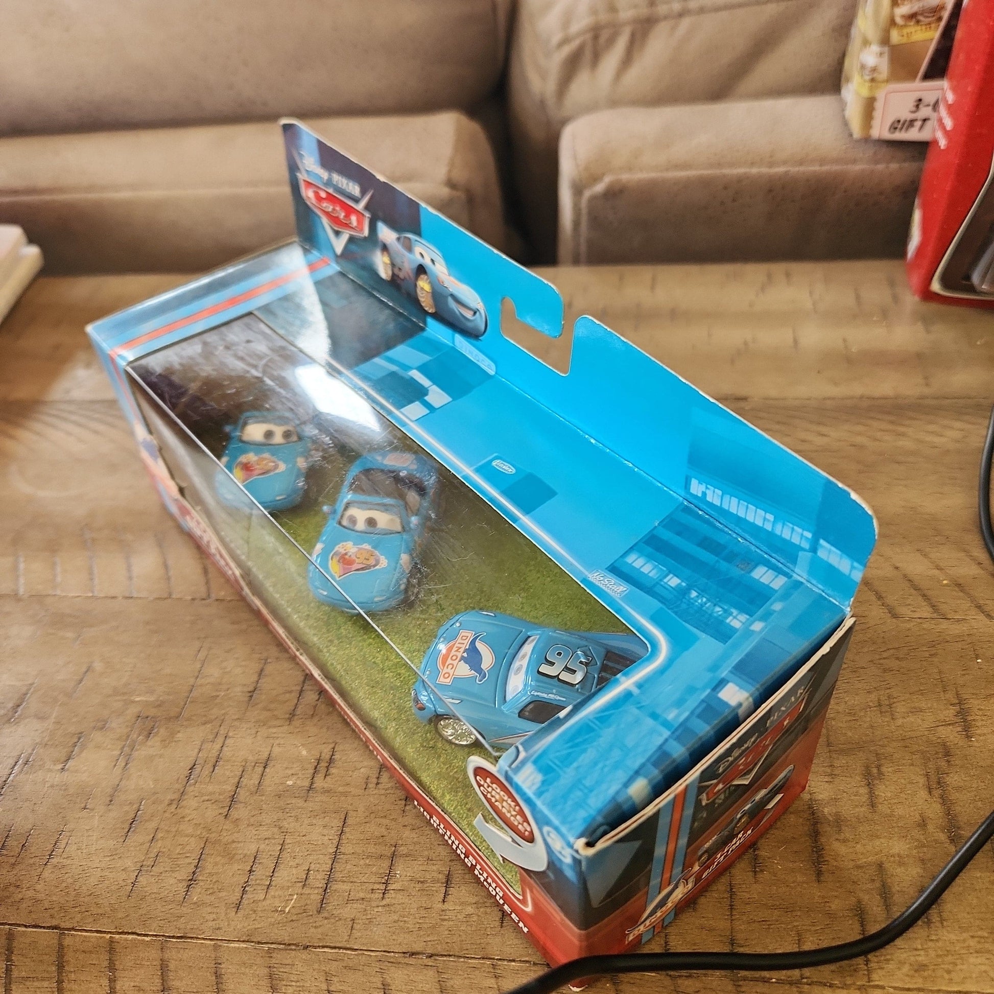 Disney Pixar Cars 3-Car Gift Pack Dinoco Mia Tia Bling Bling Lightning McQueen - House of Cars Virginia