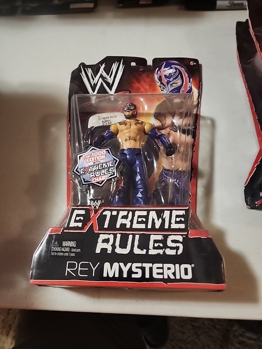 WWE Extreme Rules REY MYSTERIO 2011 Wrestling Action Figure Mattel - House of Cars Virginia