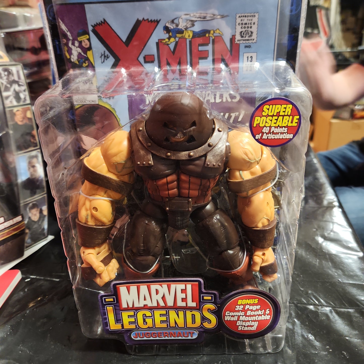 Marvel Legends - Seriers VI - Juggernaut- Toy Biz - Brand New - RARE! Hook damaged - House of Cars Virginia