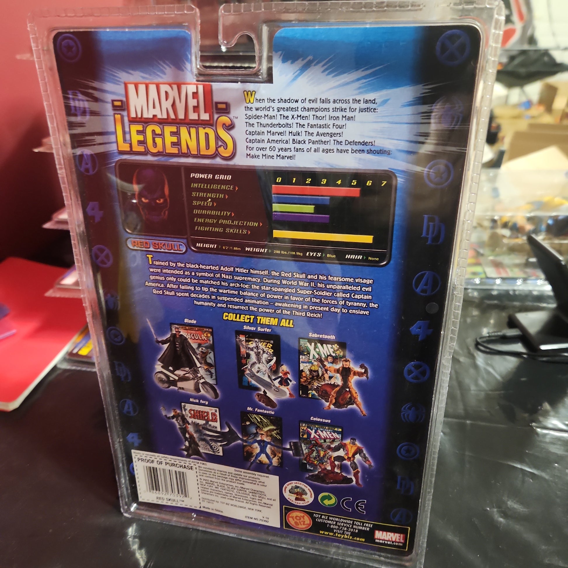 MARVEL LEGENDS SERIES V RED SKULL ACTION FIGURE & COMIC - House of Cars Virginia