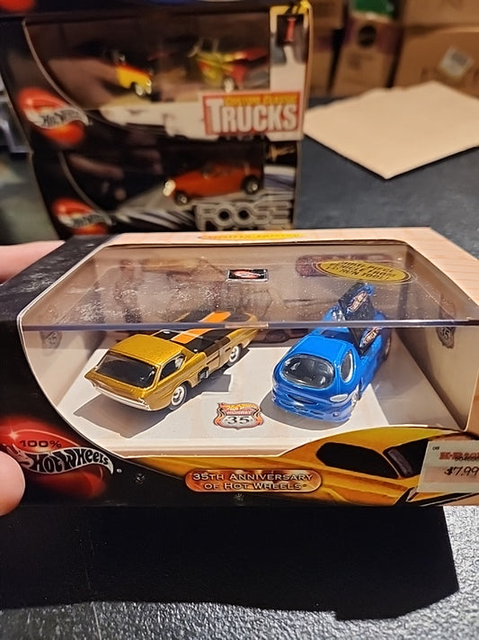 Hot Wheels 35th Anniversary~Highway 35 - House of Cars Virginia