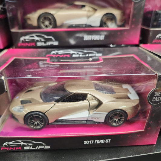 2017 Ford GT Gold Metallic with White Accents "Pink Slips" Series 1/32 - House of Cars Virginia
