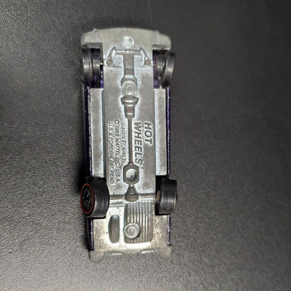 Hot Wheels Redline 1968 Classic 57 T-Bird PURPLE w/brown interior Unrestored Original Loose Car - House of Cars Virginia