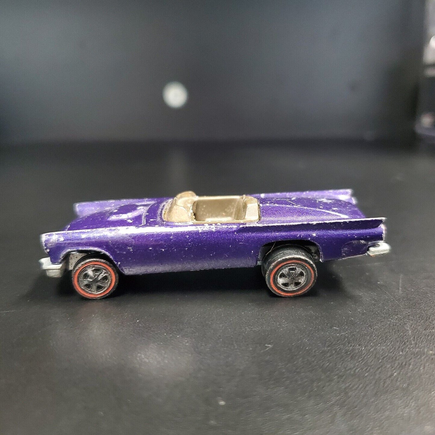 Hot Wheels Redline 1968 Classic 57 T-Bird PURPLE w/brown interior Unrestored Original Loose Car - House of Cars Virginia