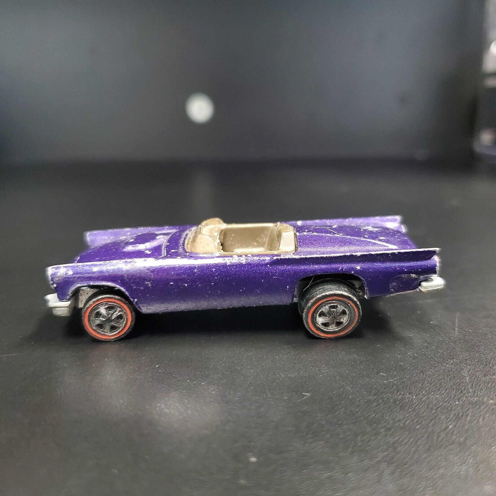 Hot Wheels Redline 1968 Classic 57 T-Bird PURPLE w/brown interior Unrestored Original Loose Car - House of Cars Virginia