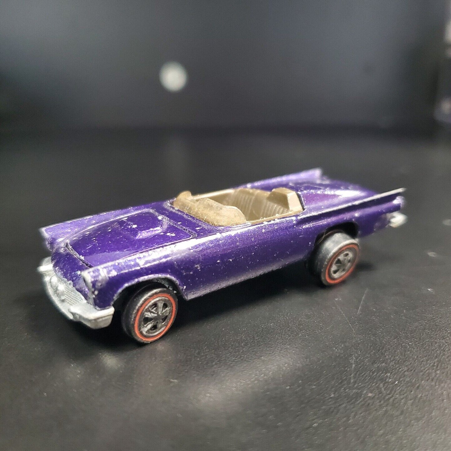 Hot Wheels Redline 1968 Classic 57 T-Bird PURPLE w/brown interior Unrestored Original Loose Car - House of Cars Virginia