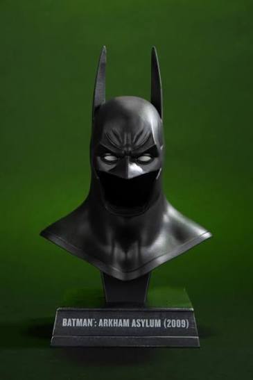Batman Arkham Asylum Cowl Replica 1:3 Scale