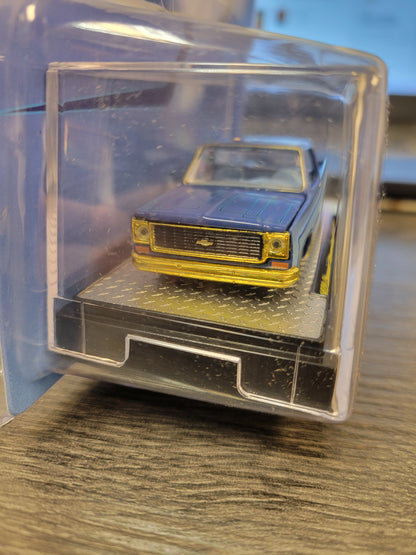 M2 Machines 1:64 1973 Chevrolet Cheyenne Super 10 Custom Re Styling – Blue – Hobby Exclusive Chase