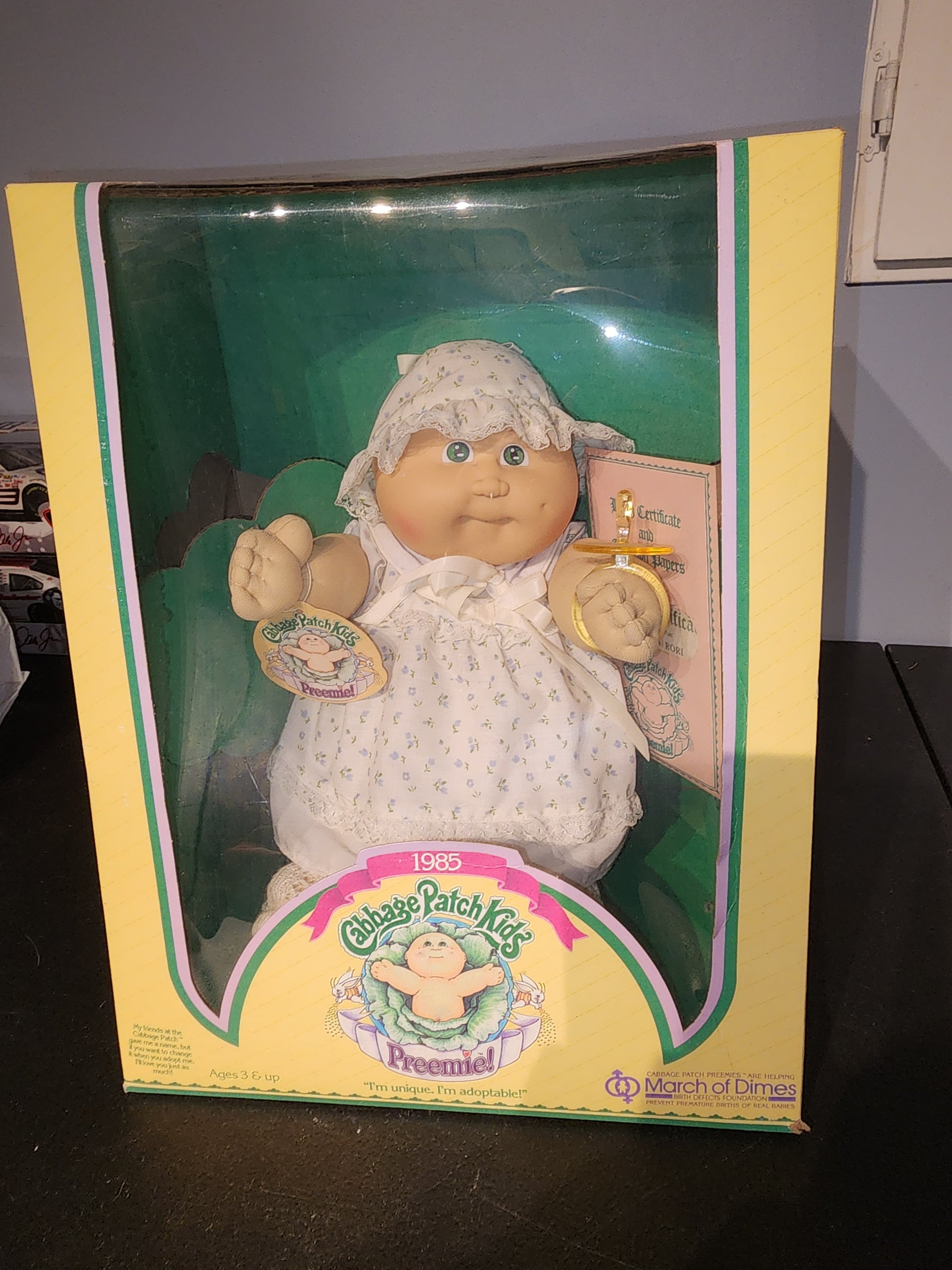 VINTAGE 1985 CABBAGE PATCH DOLL NEW IN BOX PREEMIE GIRL WITH