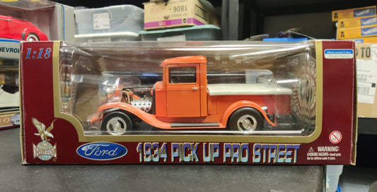 1.18 Road Legends collection die cast metal Ford 1934 Pick Up Pro Street 