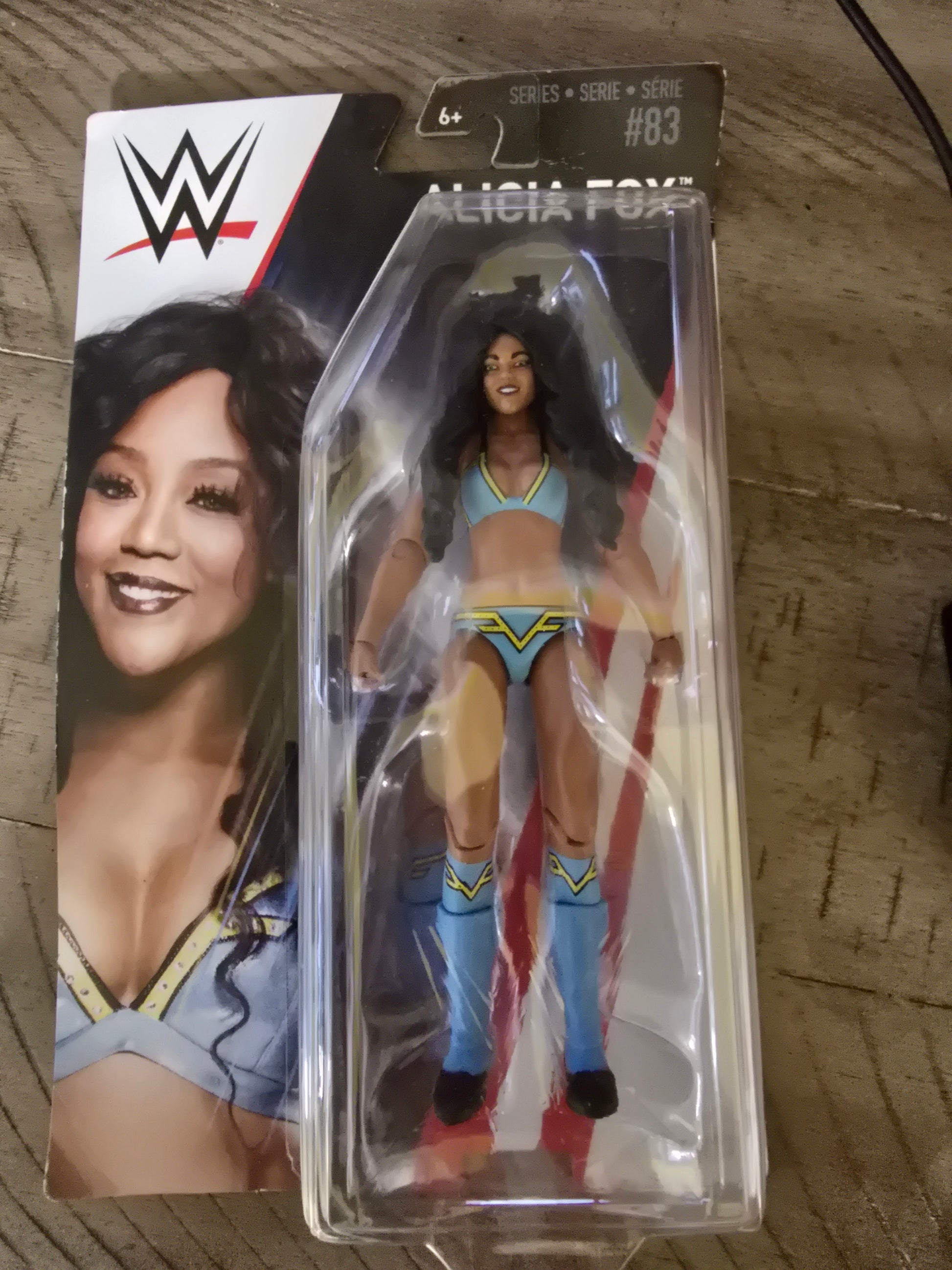 WWE WRESTLING BASIC SERIES #83 SUPERSTAR WRESTLER ALICIA FOX W/MONEY IN THE BANK - House of Cars Virginia