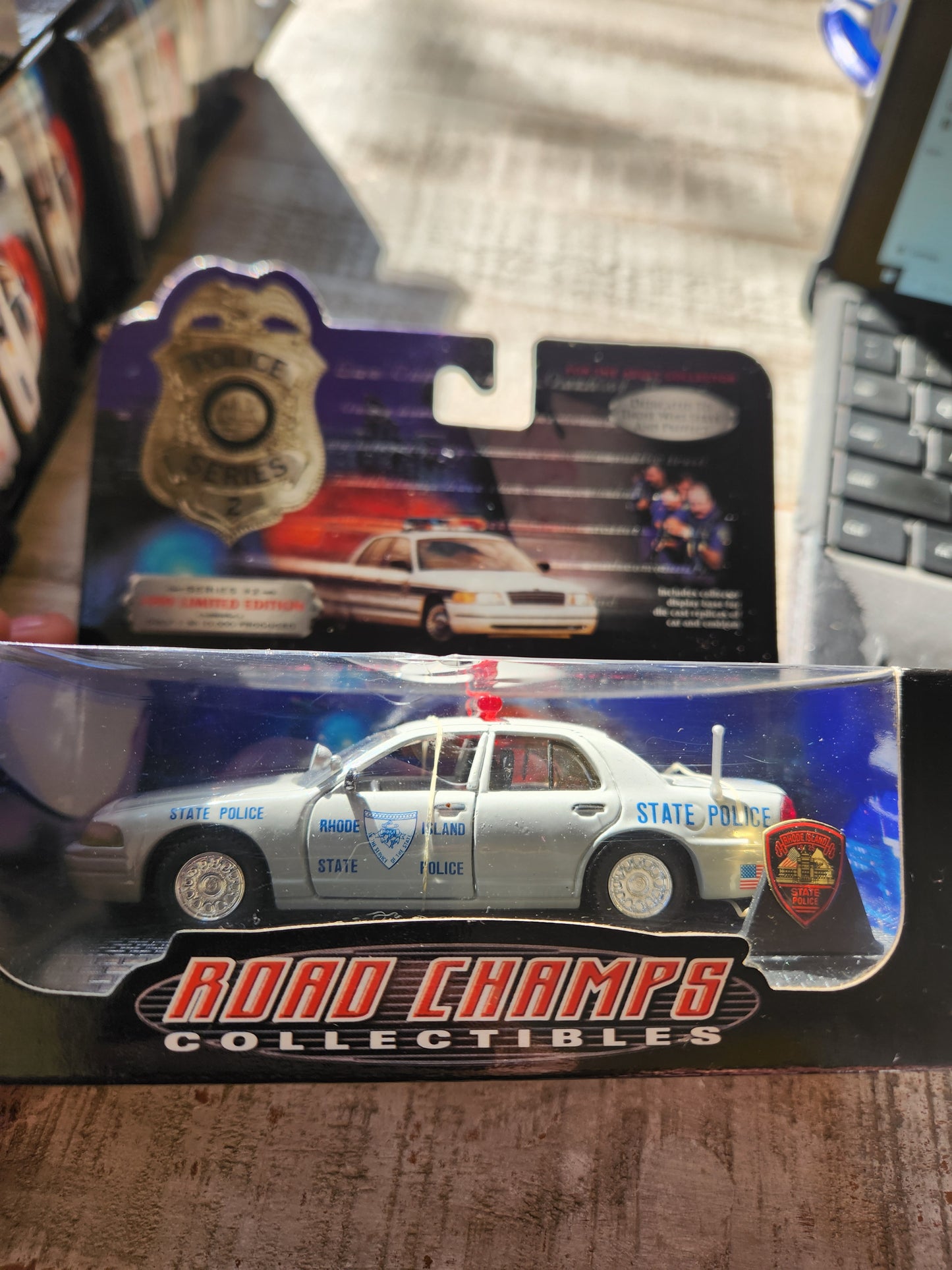 Road Champs 1999 New Jersey State Police Ford Crown Vic Police Car 1/43 - House of Cars Virginia