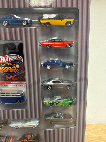 Hot Wheels 2010 Wayne's, Larry's, and Phil's Garage 30-Car Set (See Description)