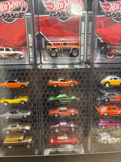 Hot Wheels 2011 "Hot Wheels Garage" 30-Car Set (See Description)
