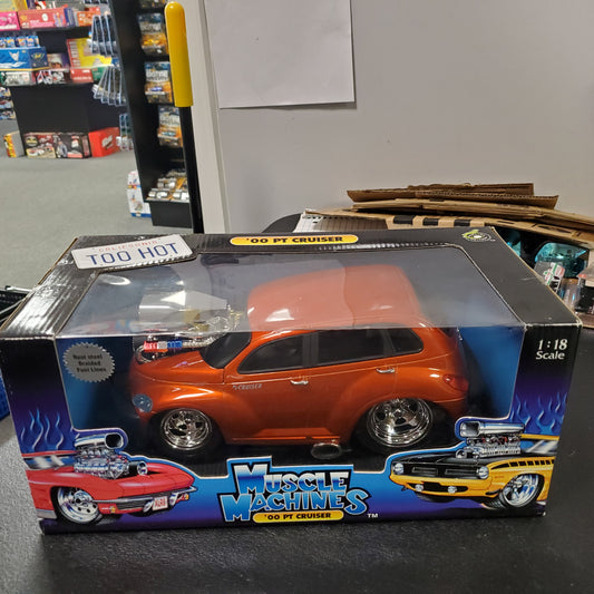 Muscle Machines 1:18 2000 PT Cruiser Metallic Orange 001 - House of Cars Virginia