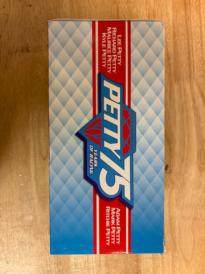 Action Racing Collectables 1:24 Petty Family 75th Anniversary 2024 Camaro ZL1 Diamond Finish 1 of 504 (Damaged Box)