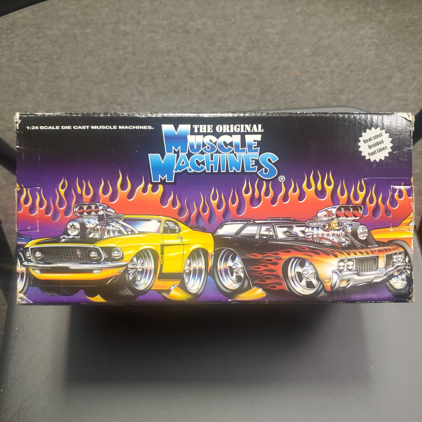 Muscle Machines 1:24 '57 Chevy - Blue and White 002 - House of Cars Virginia
