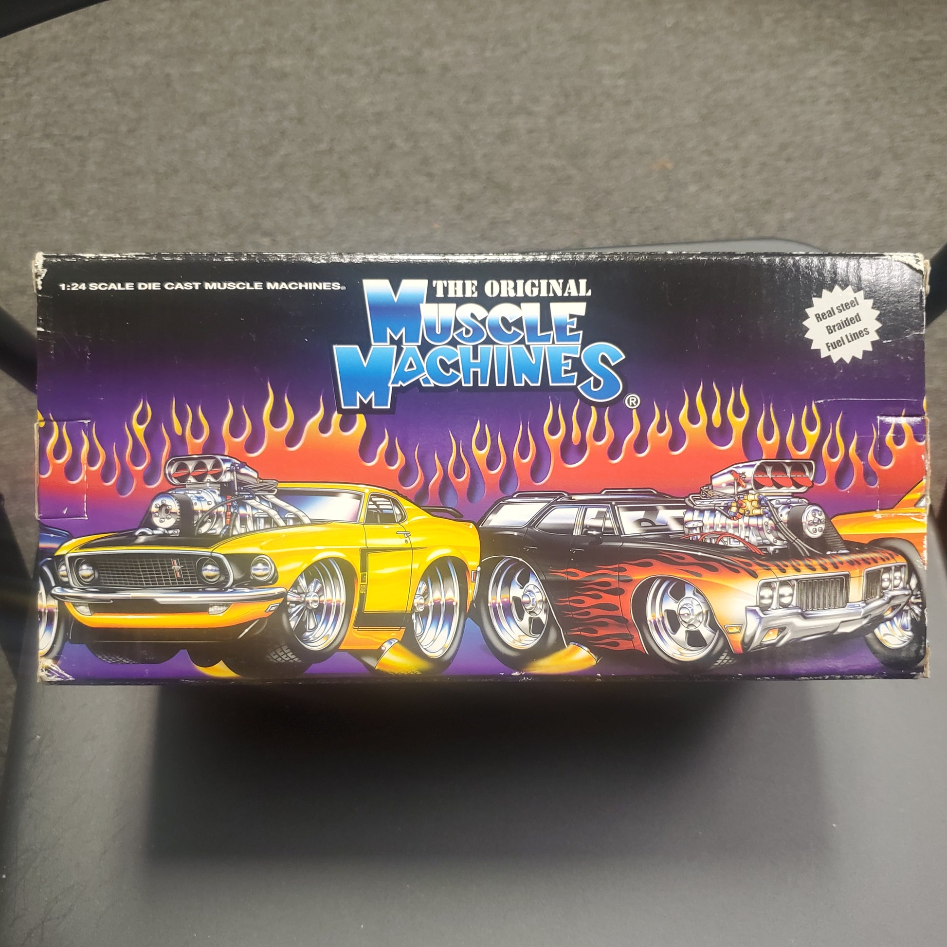 Muscle Machines 1:24 '57 Chevy - Blue and White 002 - House of Cars Virginia