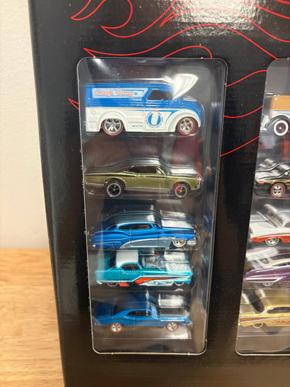 Hot Wheels 2009 Larry's Garage 21-Car Collection Box Set (See Description)