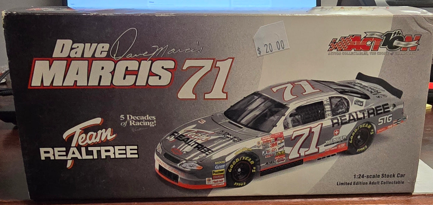 American Muscle Dave Marcis 2002 Team Real tree - Retirement 1:24 Die-cast Monte Carlo