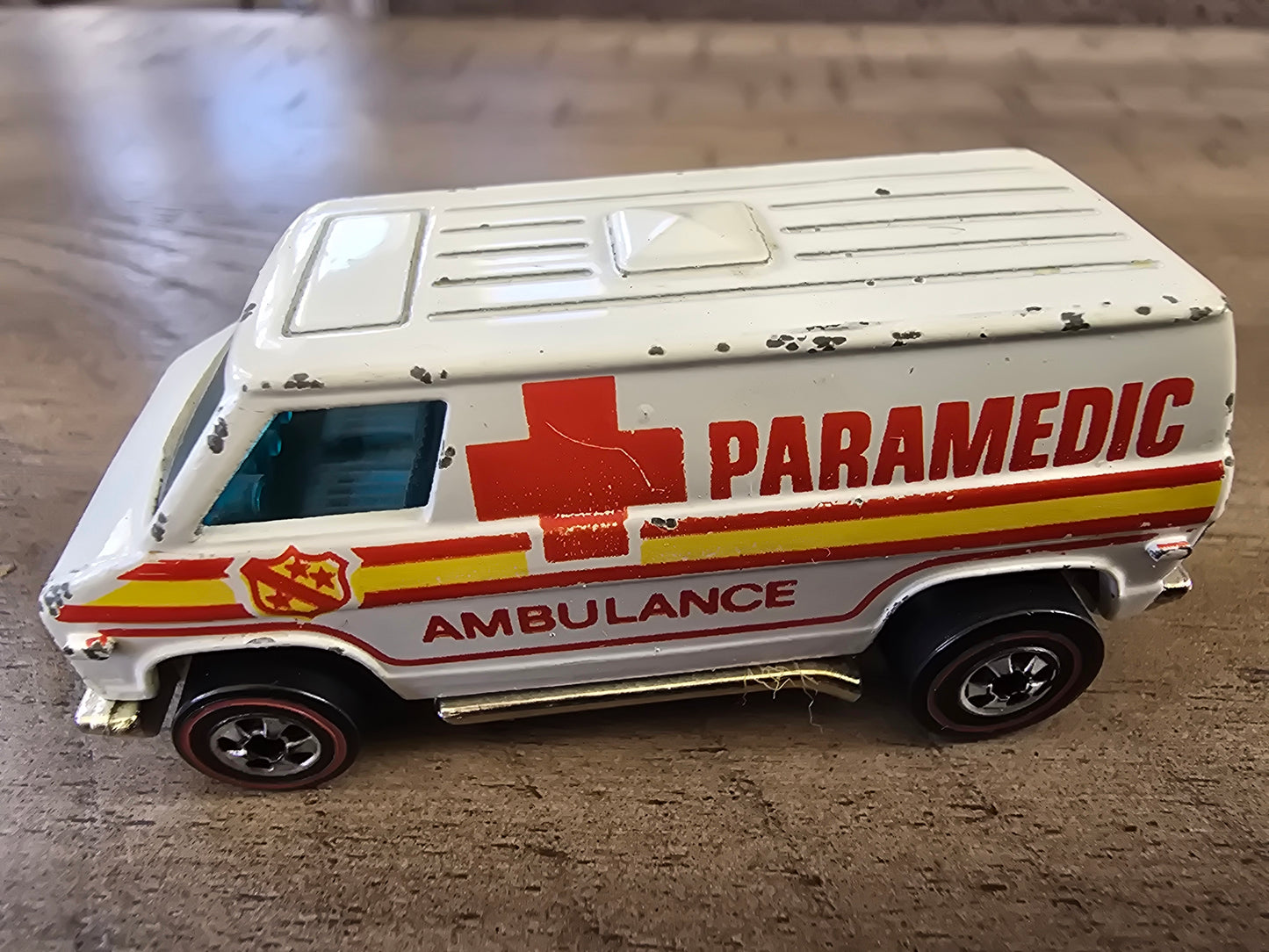 1974 Hot Wheels Redline Super Van Paramedic Ambulance - House of Cars Virginia