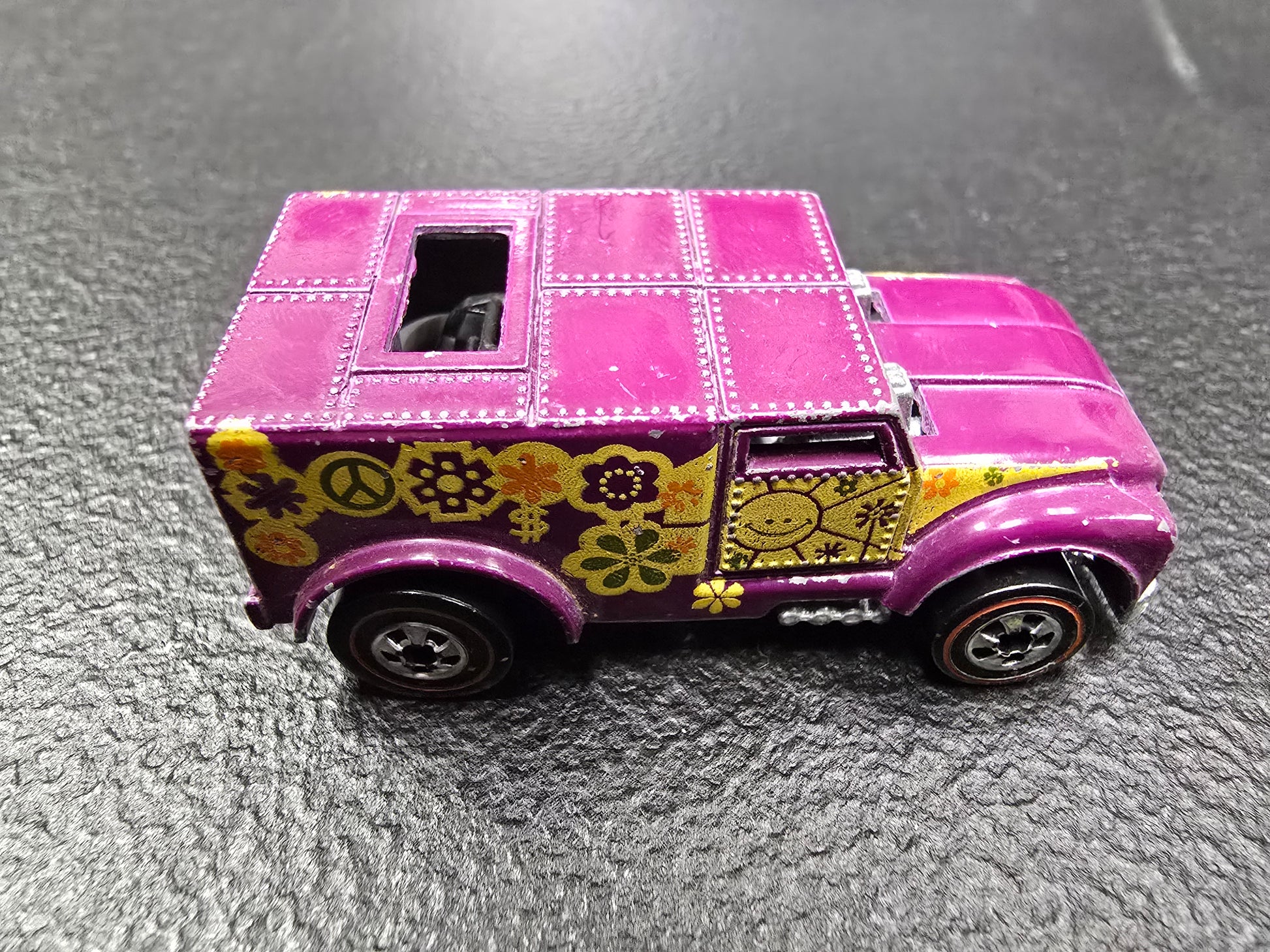 Vintage Hot Wheels Redline Funny Money Armored Car Plum 1970 HK 1/64 Diecast