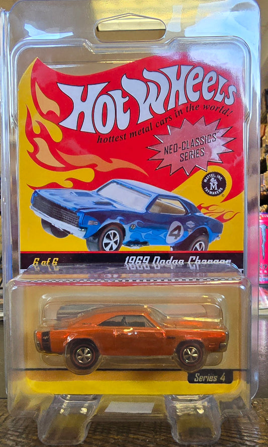 Hot Wheels Neo-Classics 1969 Dodge Charger