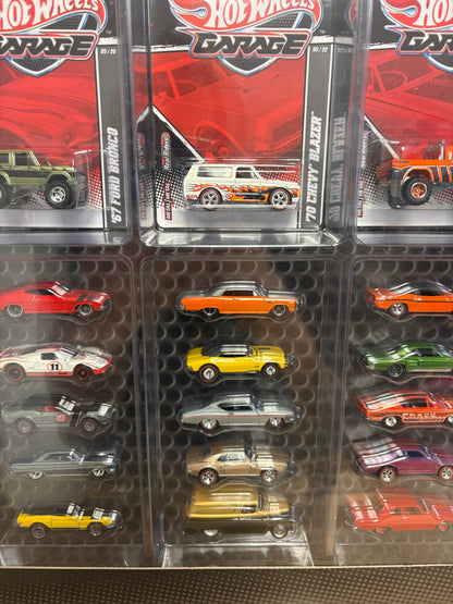 Hot Wheels 2011 "Hot Wheels Garage" 30-Car Set (See Description)