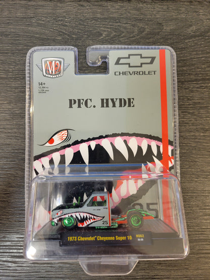 M2 Machines PFC. Hyde 1973 Chevrolet Cheyenne Super 10 Chase