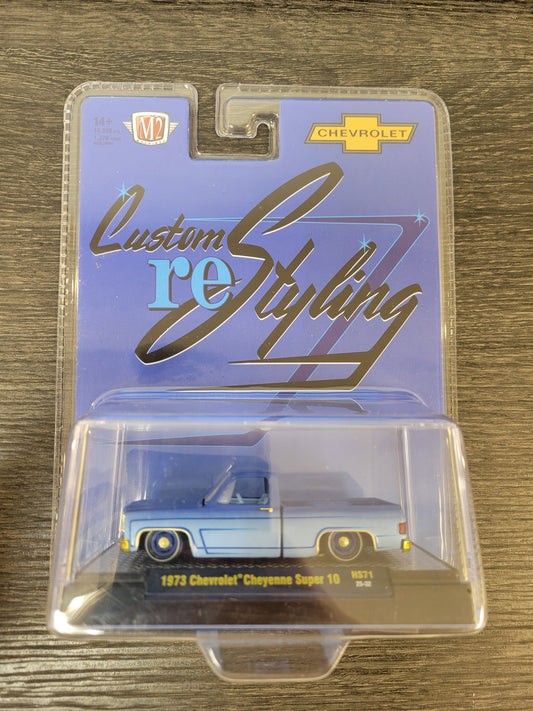 M2 Machines 1:64 1973 Chevrolet Cheyenne Super 10 Custom Re Styling – Blue – Hobby Exclusive Chase
