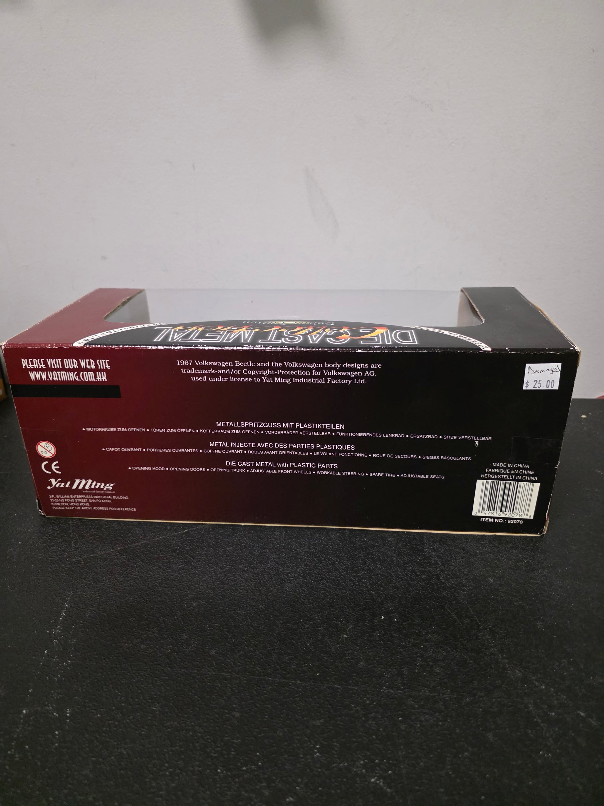 Road Signature 1/18 1967 Volkswagen Beetle - House of Cars Virginia