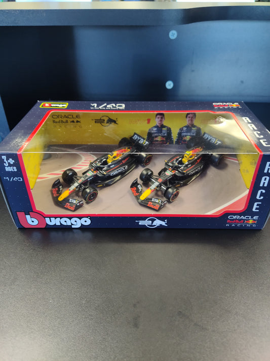 Bburago Oracle Red Bull Racing - RB2 MV1 & SP11 - House of Cars Virginia