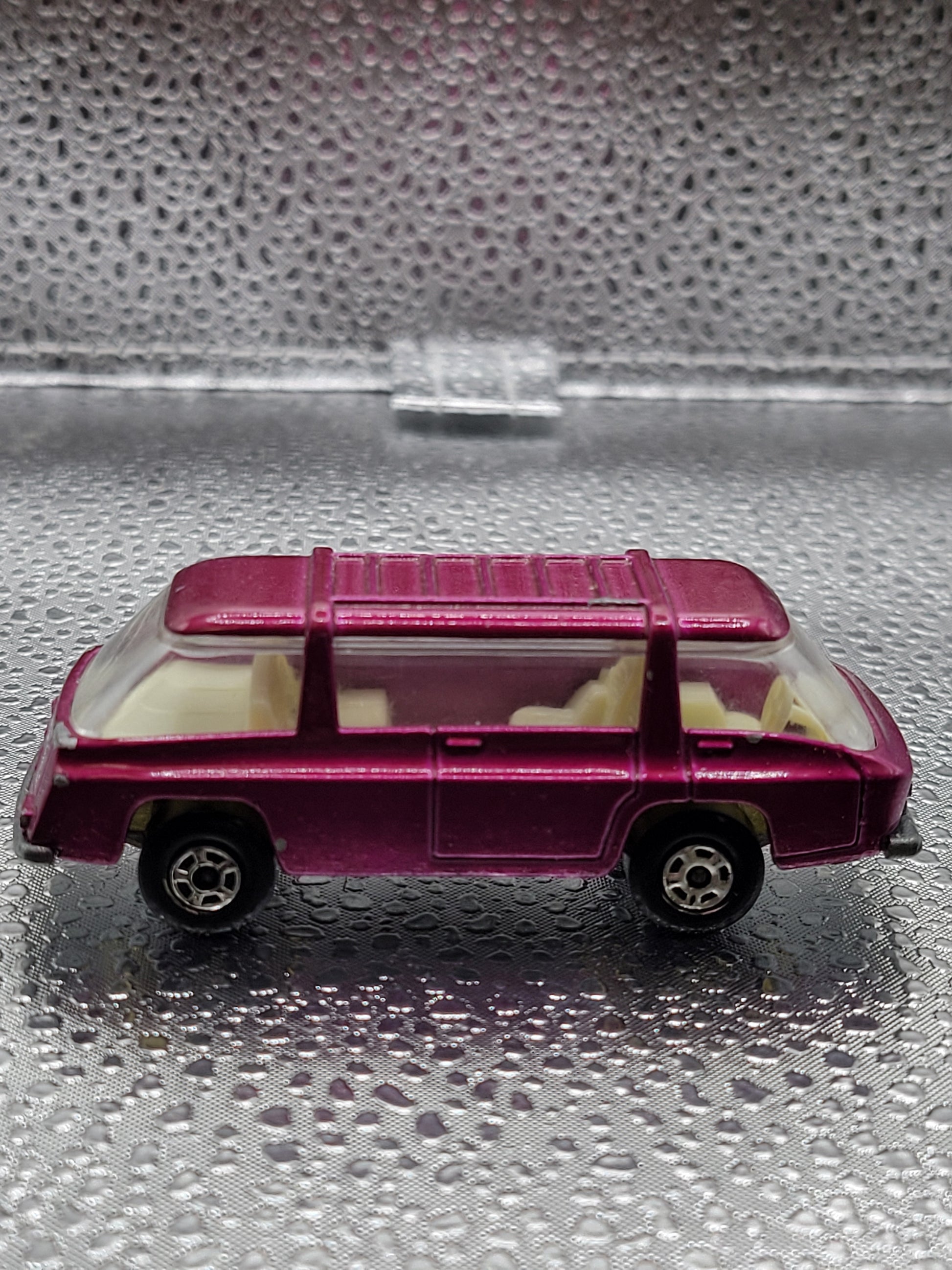 Lesney Matchbox No.22 Freeman Inter-city Commuter 1970 Made in England (Near mint condition, slight paint chipping. See pictures) - House of Cars Virginia